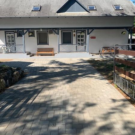 Fenyves Family Rooms And Bungalows Hajduszoboszlo Exterior foto